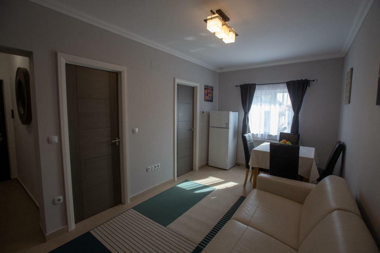 Apartment Saguna *